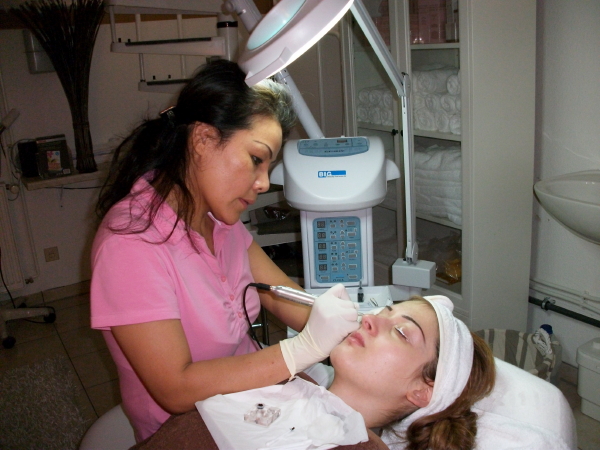 Kant-Kosmetik Permanent-Make-Up