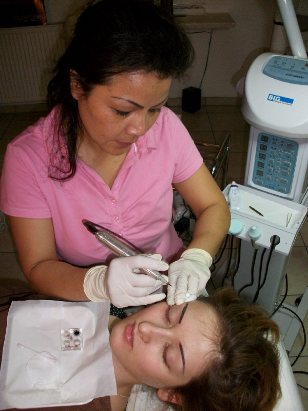 Kant-Kosmetik Permanent-Make-Up